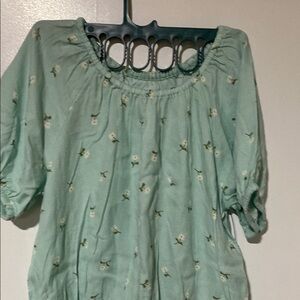 Cat & Jack Green Puff Sleeve Smocked Blouse
